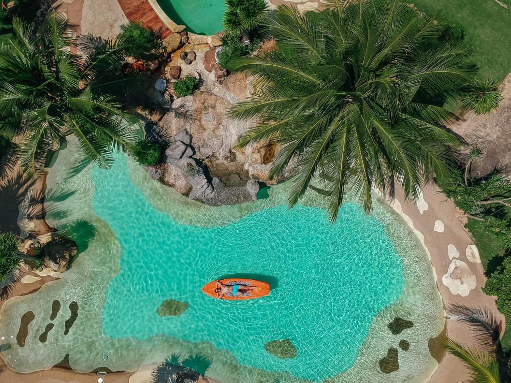 Rock Beach Resort 360°